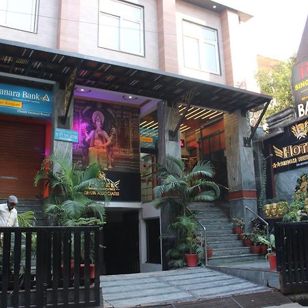 Hotel Singh Residency Varanasi Exterior photo