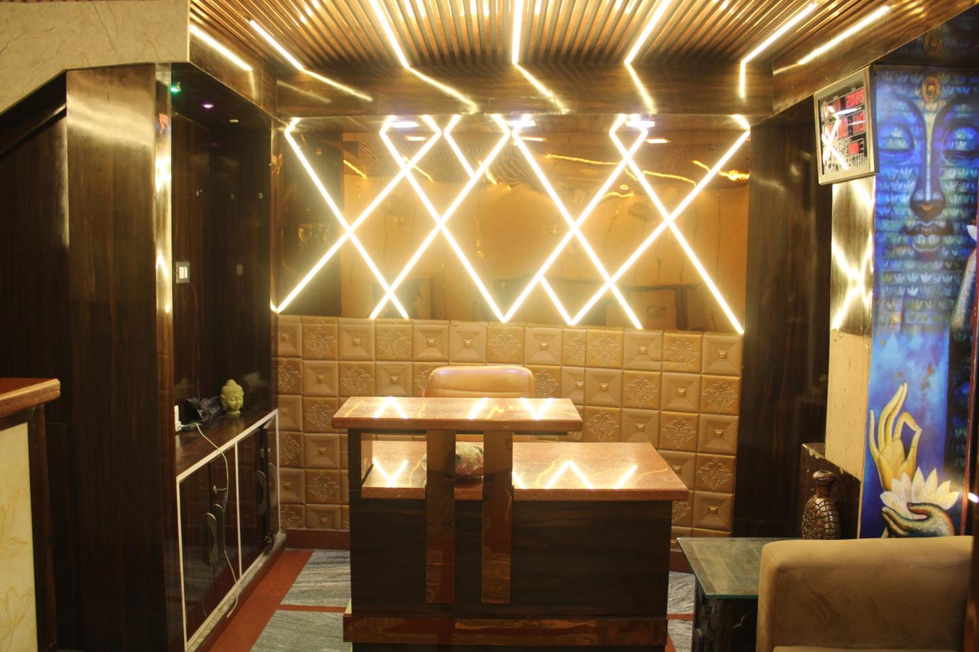 Hotel Singh Residency Varanasi Exterior photo