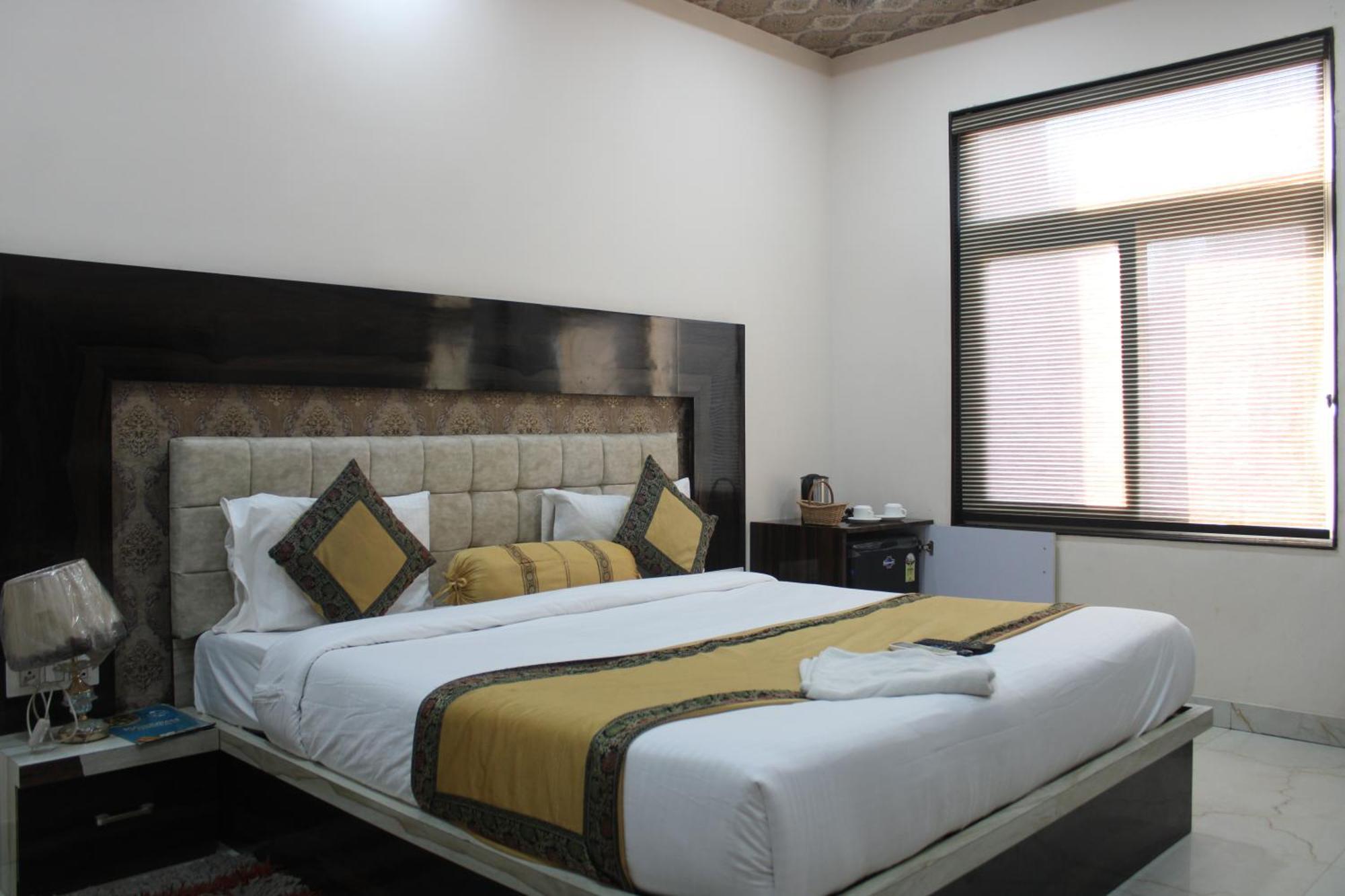Hotel Singh Residency Varanasi Exterior photo