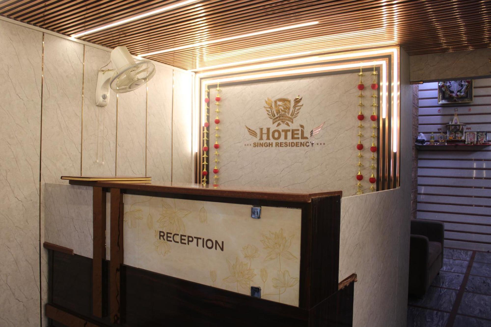 Hotel Singh Residency Varanasi Exterior photo